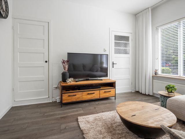 Meeuwenstraat 17, Den Helder
