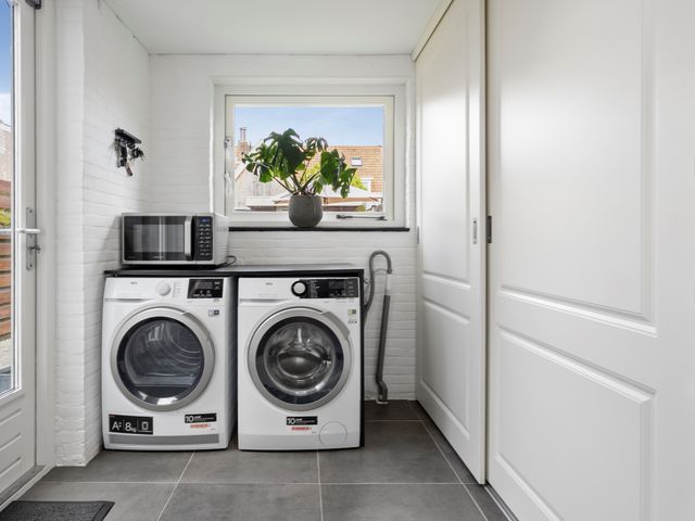 Meeuwenstraat 17, Den Helder