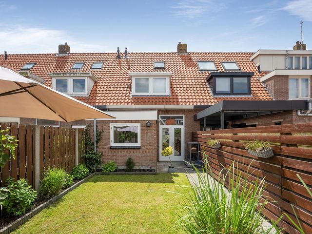 Meeuwenstraat 17, Den Helder