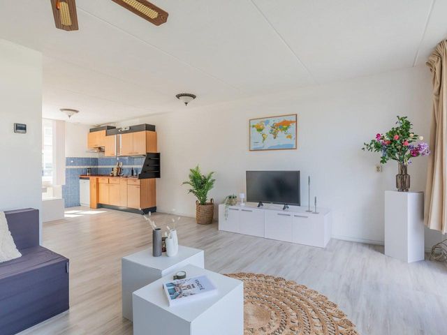 Bromostraat 4, Purmerend