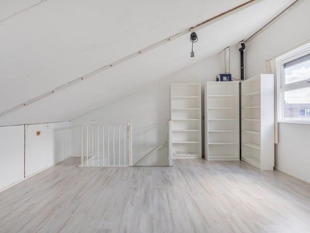Bromostraat 4, Purmerend