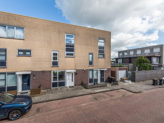 Bromostraat 4, Purmerend