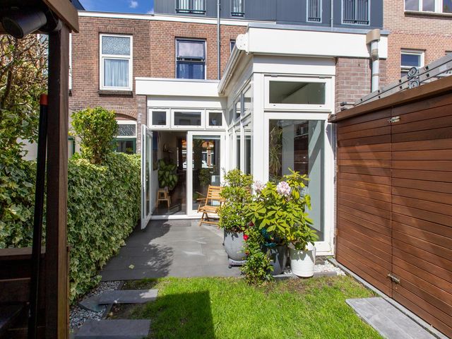 Van Limburg Brouwerstraat 13, Utrecht