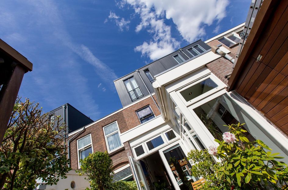 Van Limburg Brouwerstraat 13