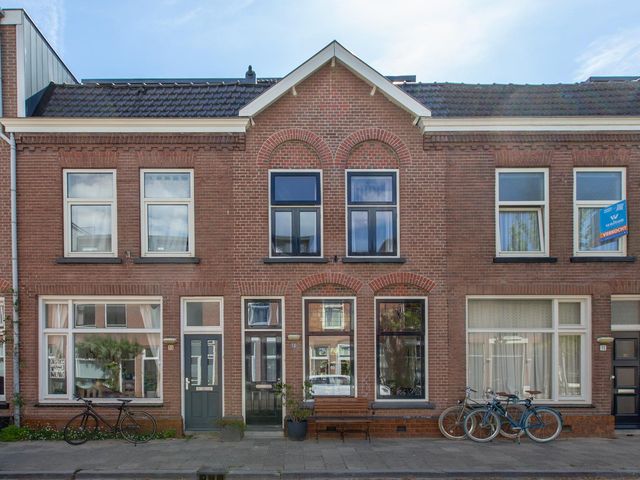 Van Limburg Brouwerstraat 13, Utrecht