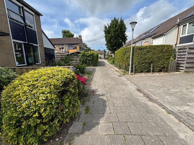 Eikenlaantje 6, Sint Maarten