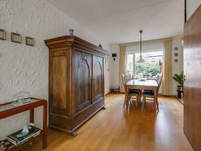 Ringbaan 76, Molenhoek