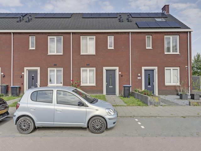 Lint 30, Lage Zwaluwe