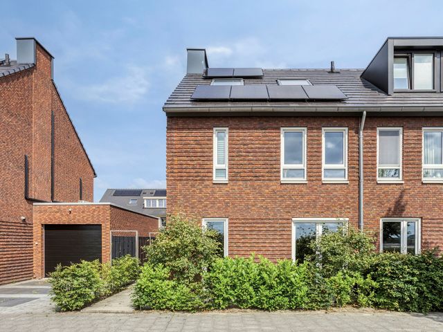 Sikkel 23, Hendrik-Ido-Ambacht