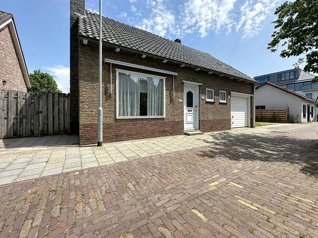 Pasdam 14, Sluis