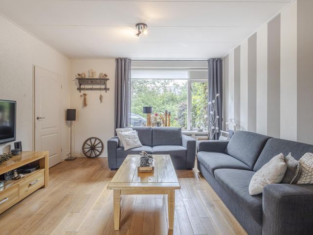 Groot Veldsweer 56, Hardinxveld-Giessendam