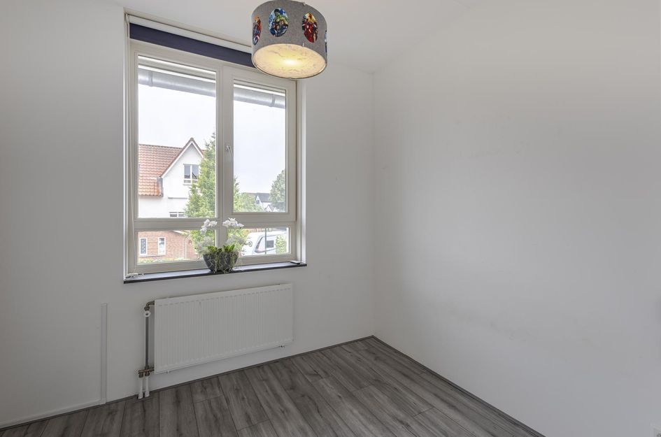 Uranusstraat 22