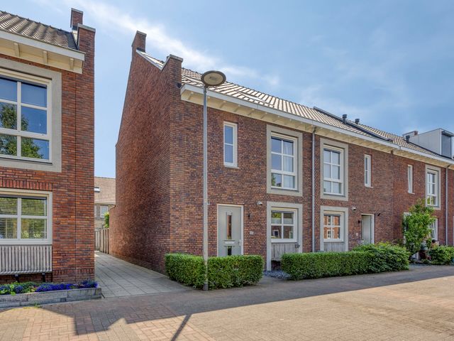 Blankestijnhof 9, Veenendaal