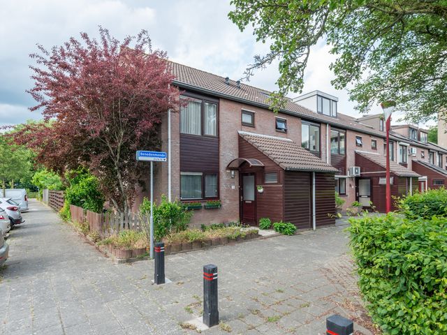 Benedenmonde 16, Nieuwegein