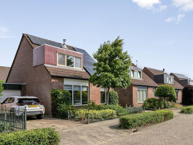 Roerdomp 91, Etten-Leur