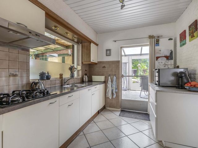 Beatrixlaan 5, Belfeld