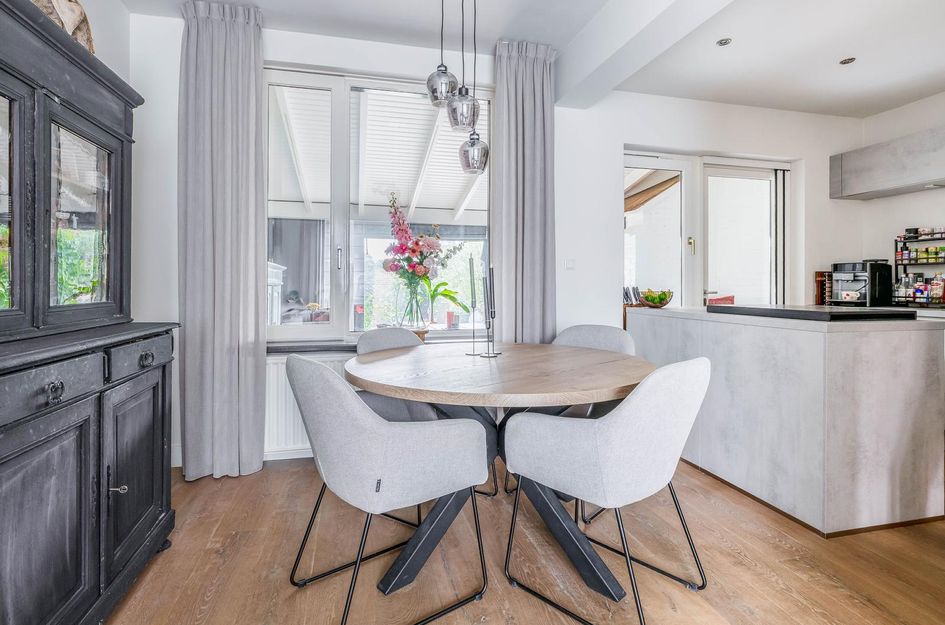van Kleefstraat 8