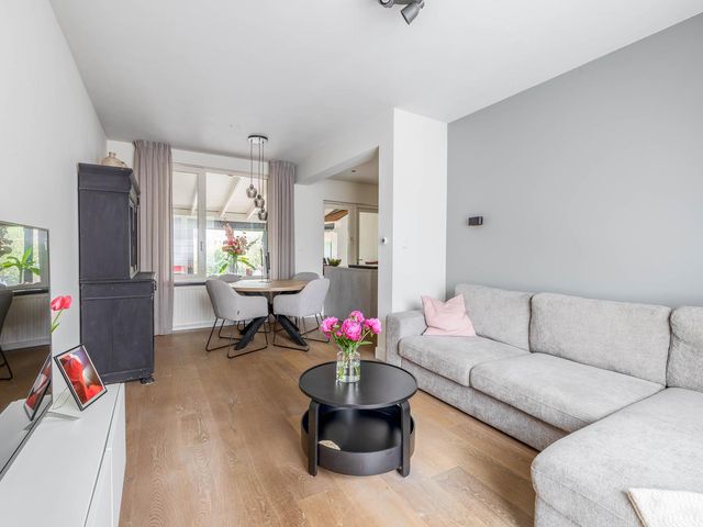 van Kleefstraat 8, Tegelen