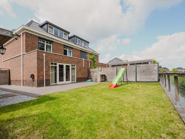 Speerpunt 42, Zuidland