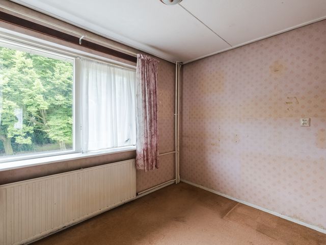 Plantsoen 34, Vroomshoop