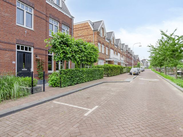 Jachtrust 17, Oegstgeest
