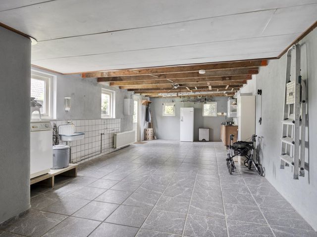 Burg Lewe van Aduardpln 1, Valburg