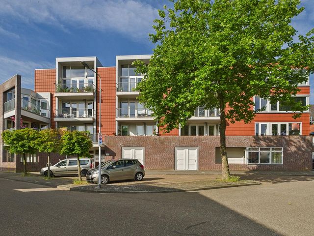 Steenkamplaan 28, Terneuzen