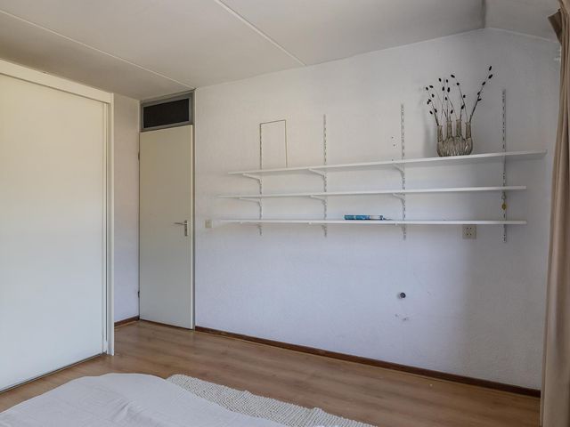 Zevensprong 28, Best