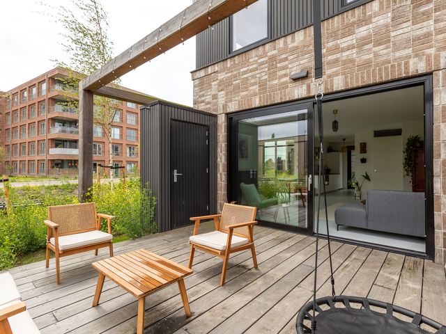 Ellen Warmondhof 6, Den Haag