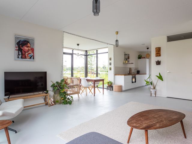 Ellen Warmondhof 6, Den Haag