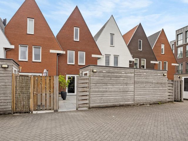 Schaduwrijk 7, Puttershoek