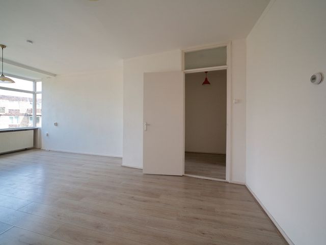 Leggelostraat 43, 's-Gravenhage
