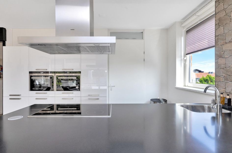 S.L. Louwesstraat 44