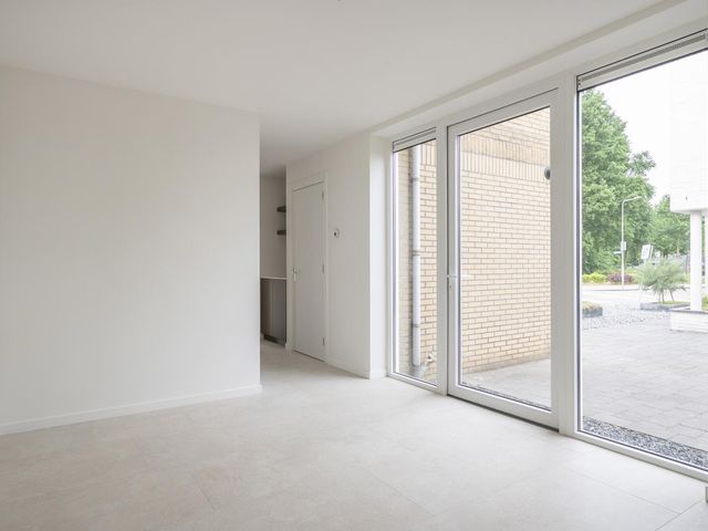 Prinsbisdomstraat 48B, Born