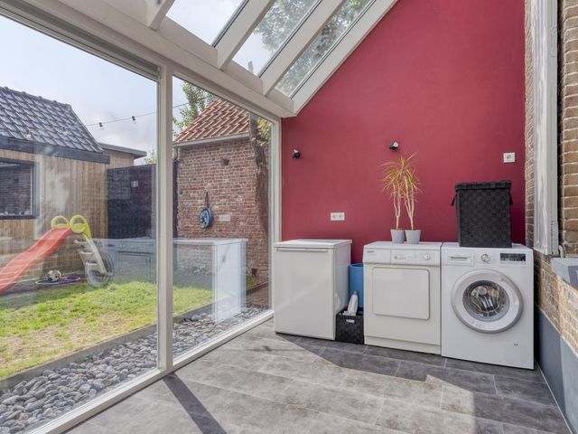 Dorpsstraat 77, Nispen