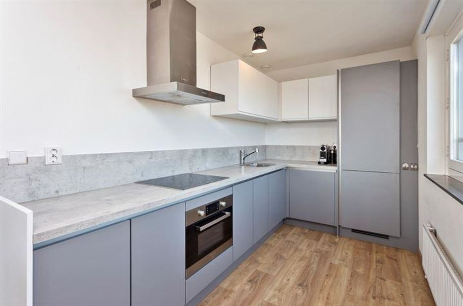 Tine van Dethstraat 63