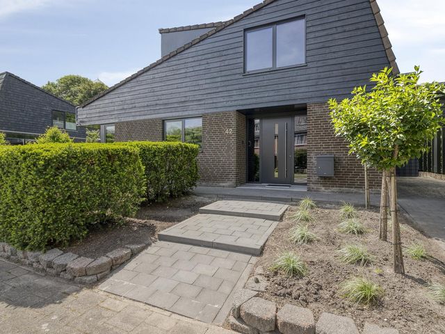Fuutlaan 42, Aalsmeer