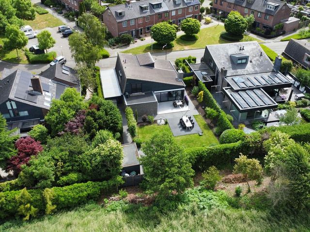 Fuutlaan 42, Aalsmeer