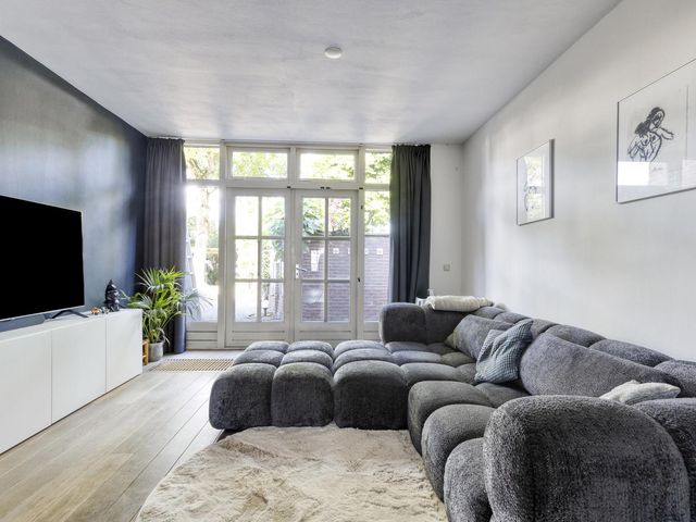 Ringbaan-West 213, Tilburg