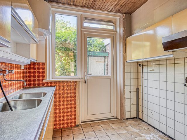 Huisduinenstraat 57, Den Haag