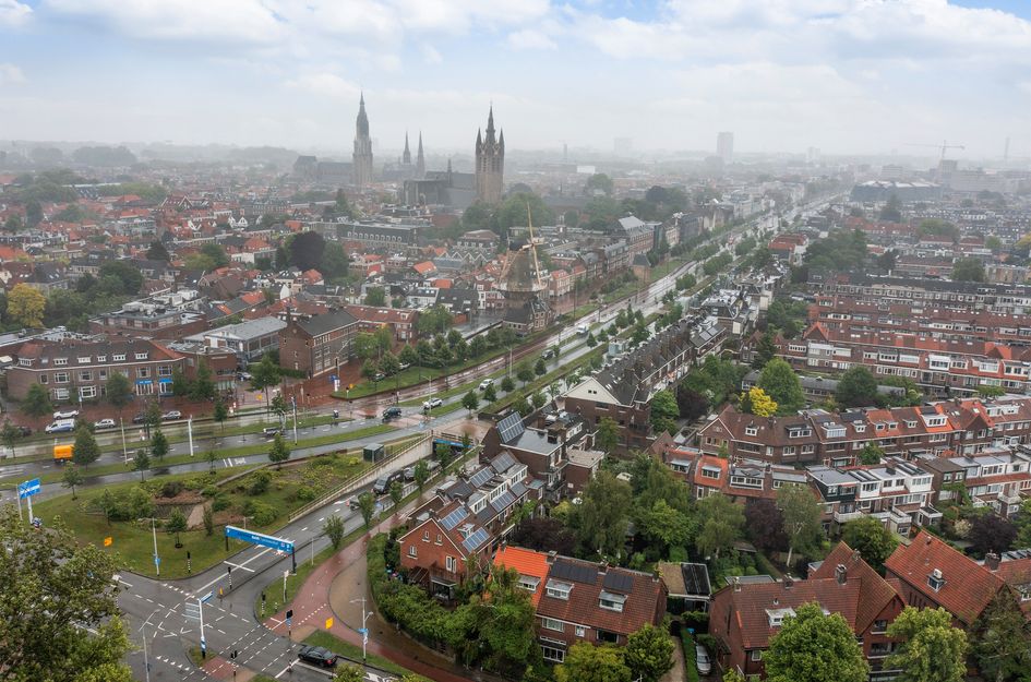 Spoorsingel 100