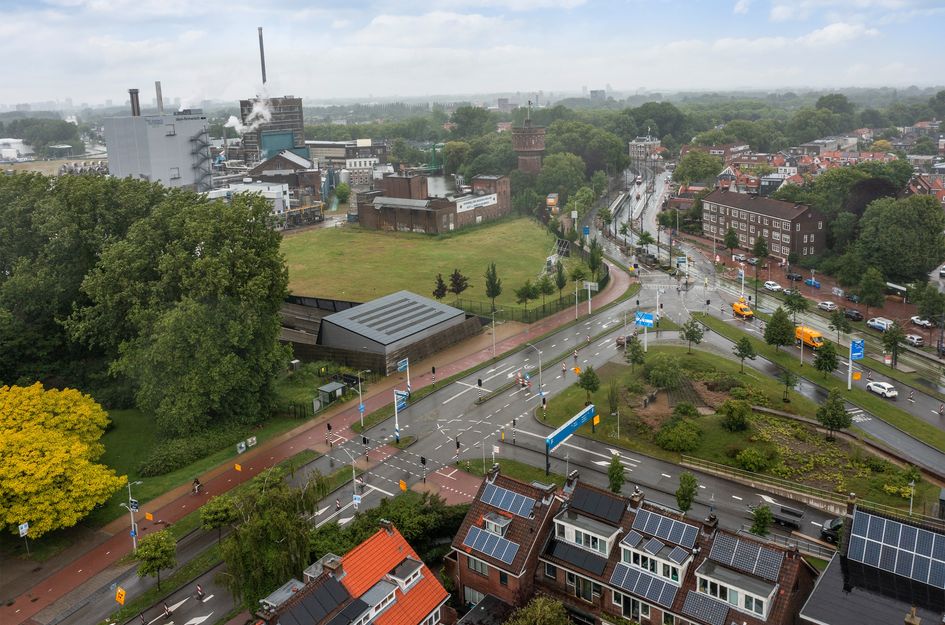 Spoorsingel 100