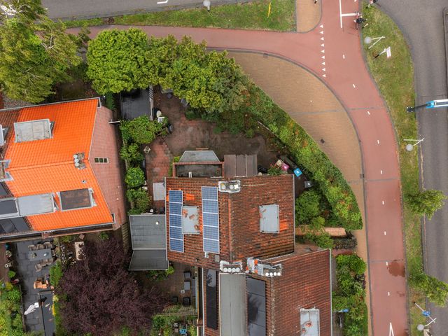 Spoorsingel 100, Delft