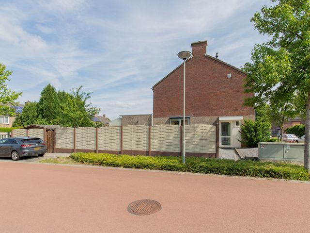 Ruys De Beerenbroucklaan 55, Urmond