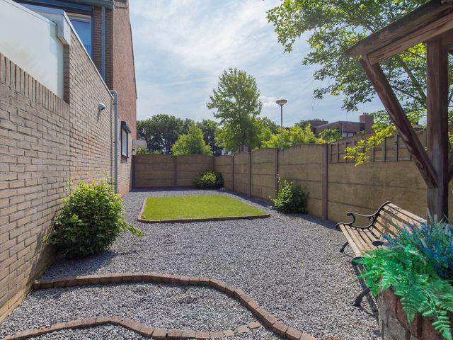 Ruys De Beerenbroucklaan 55, Urmond