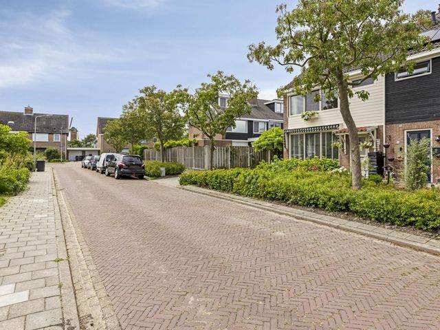 Dresselhuisstraat 8, Wolphaartsdijk