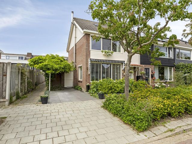 Dresselhuisstraat 8, Wolphaartsdijk