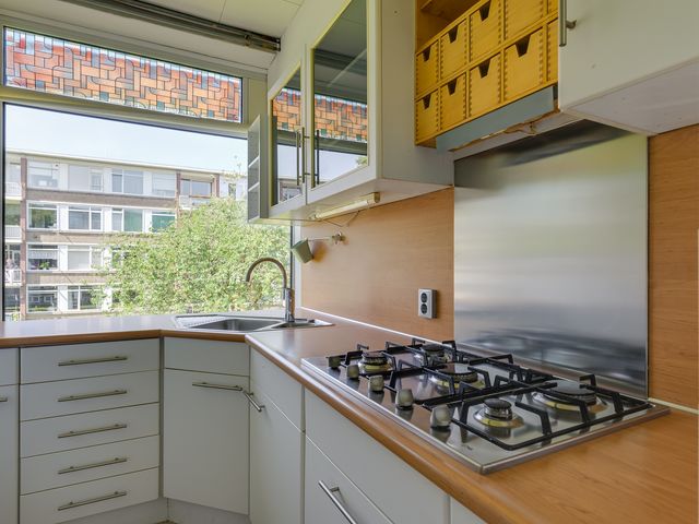 Marie Hoffmanlaan 35, Voorburg