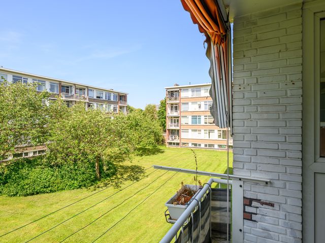 Marie Hoffmanlaan 35, Voorburg