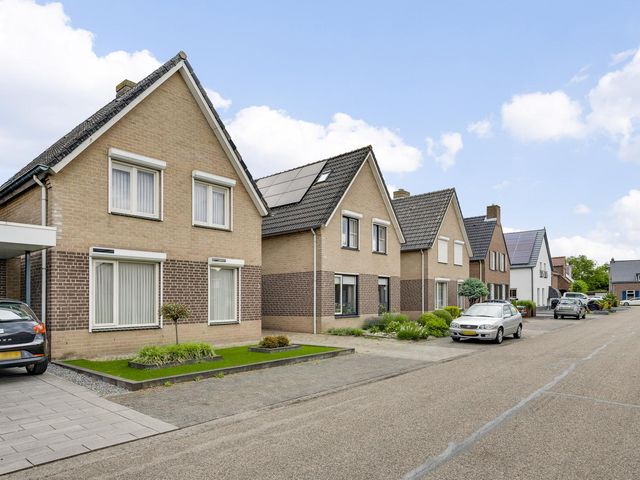 Ast 3, Nederweert